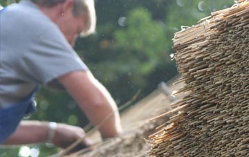 professional Braughing thatchers